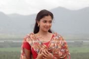 Amala Paul Photo 1