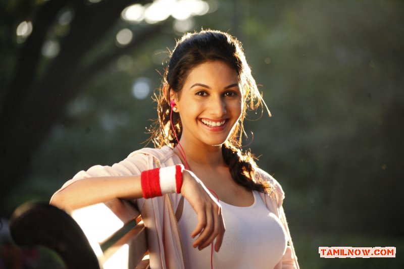 Actress Amyra Dastur 2030