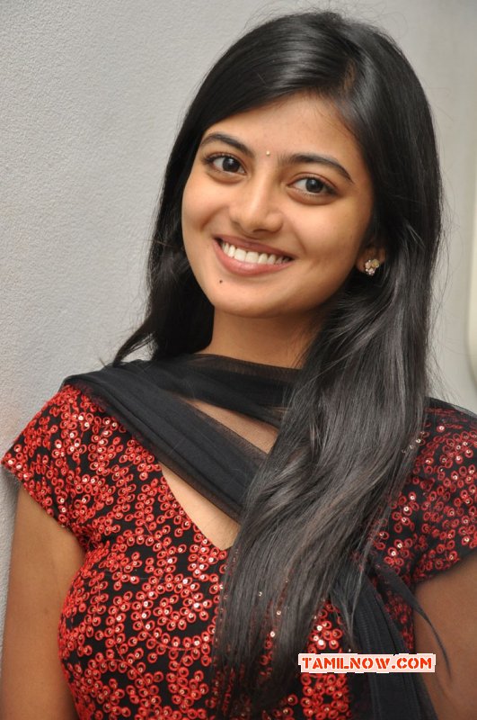 2015 Wallpapers Anandhi Cinema Actress 1754