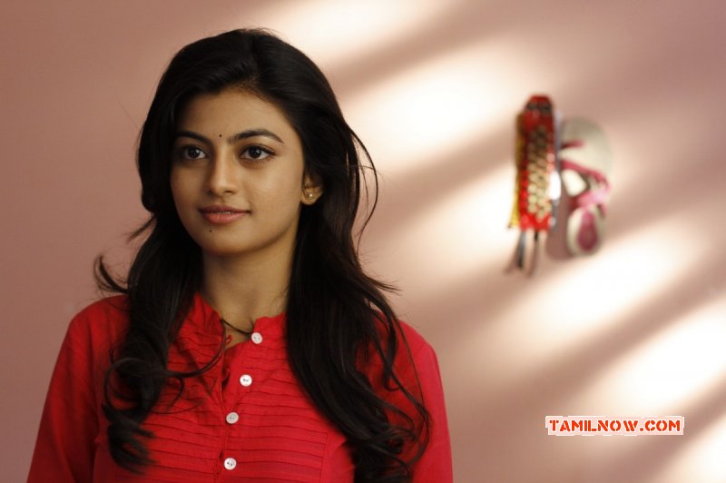 Anandhi Film Actress Aug 2017 Images 6375