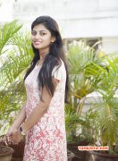 Jun 2016 Wallpaper Actress Anandhi 1833