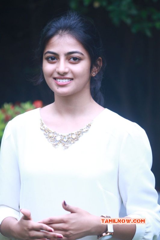 Photo Anandhi Movie Actress 775