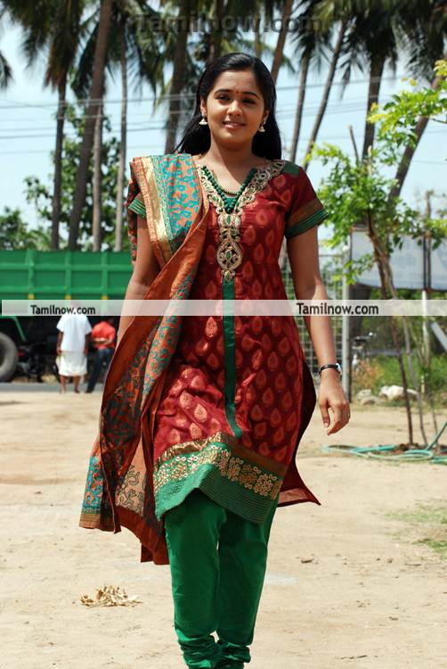 Ananya Newpic8