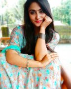 Pollatha Ulagil Bayangara Game Actress Anithra Nair 425