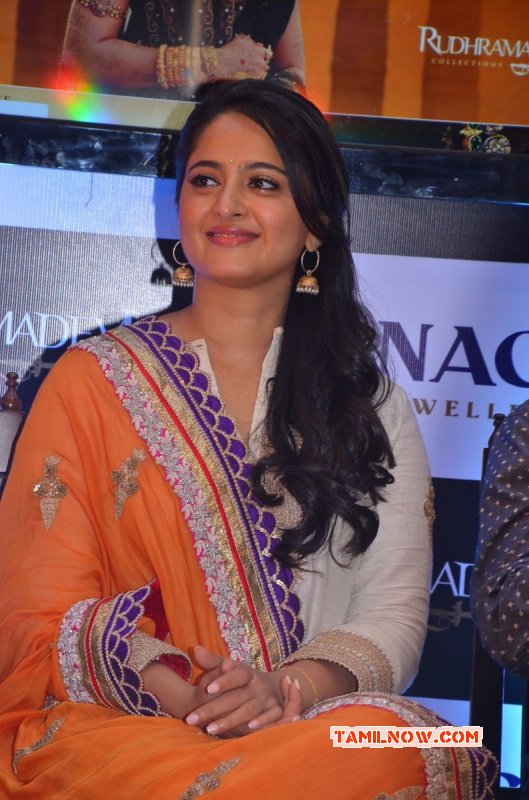 Recent Still Anushka Tamil Movie Actress 7247