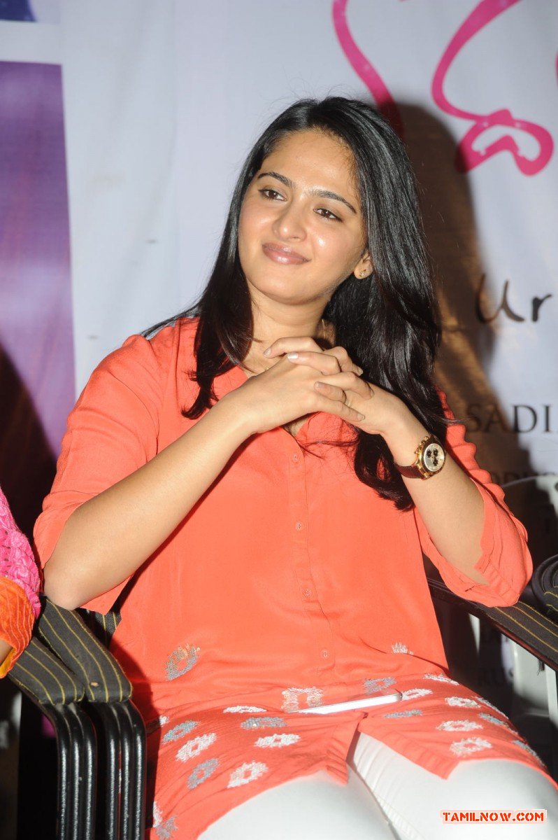 Tamil Actress Anushka 6434