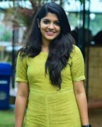 Images Tamil Heroine Aparna Balamurali 9907