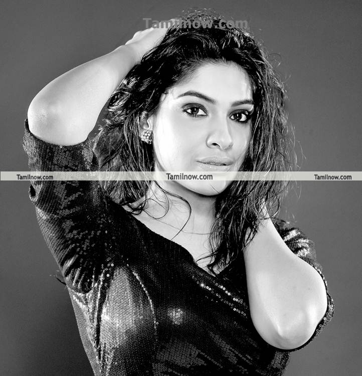 Archana Kavi Photoshoot Still 7