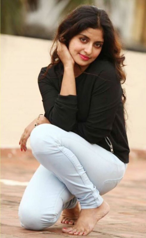 Recent Stills Indian Actress Athmiya 5831
