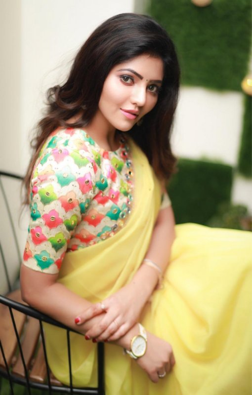 Athulya Ravi Tamil Actress 2020 Pic 2669