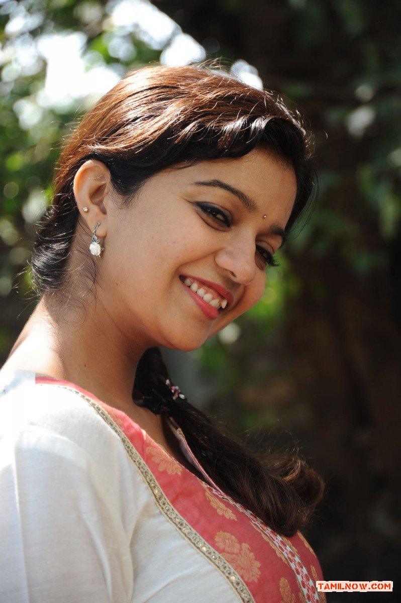 Tamil Actress Colours Swathi 6462