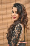 Pics Deeksha Panth Movie Actress 7703