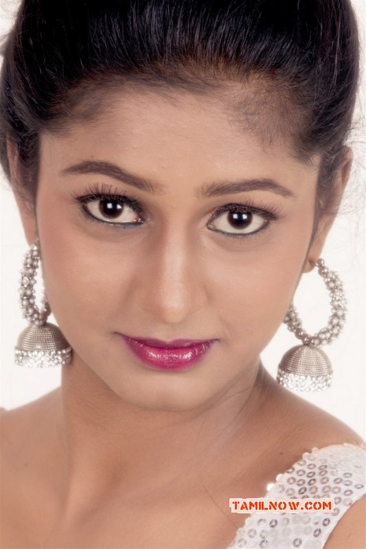 Gayathri South Actress Aug 2017 Album 8946