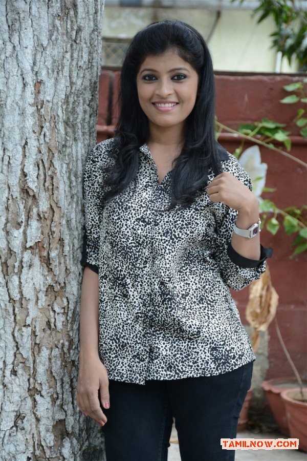 Tamil Actress Gowri Nambiar Photos 832