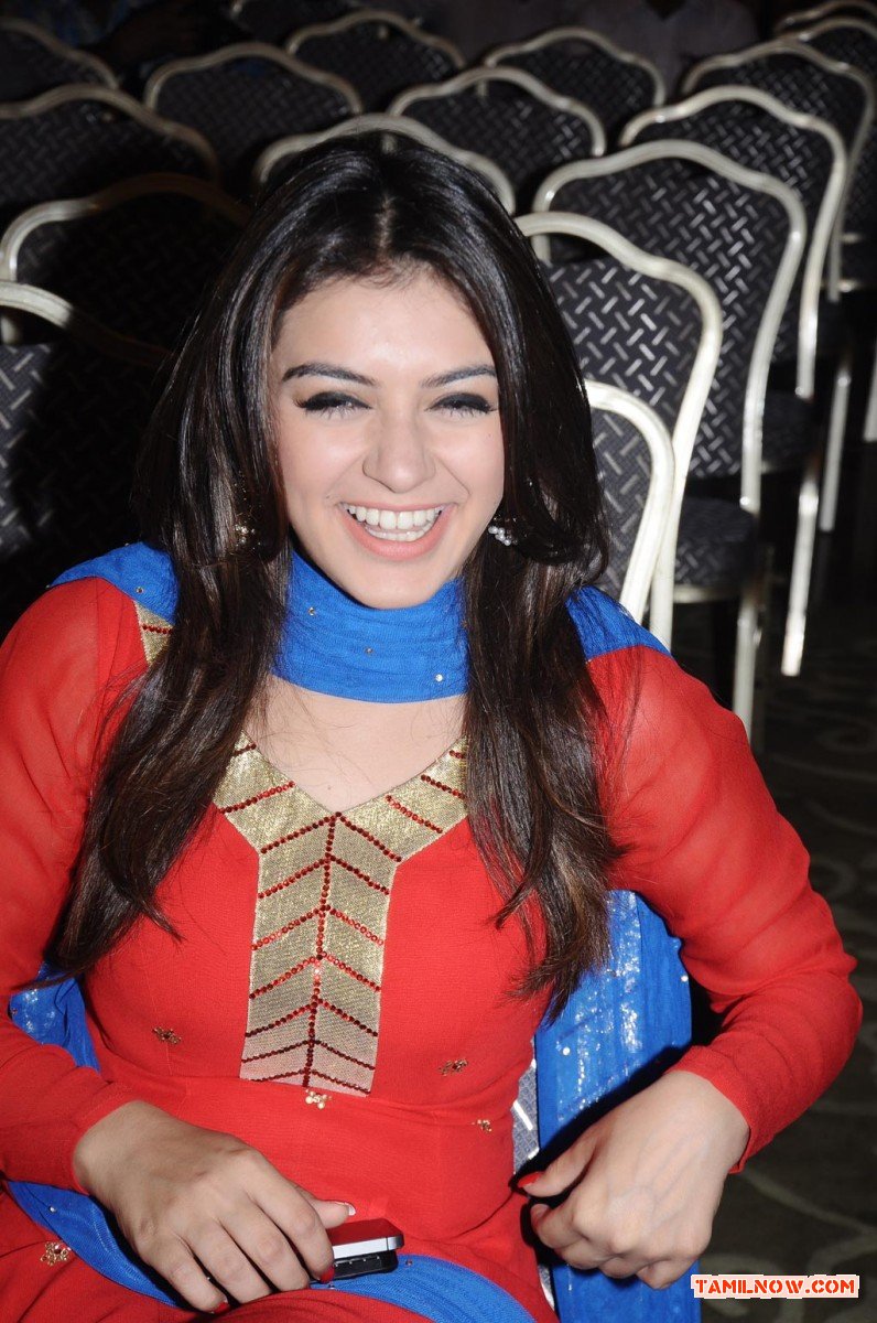 Hansika Motwani 6966