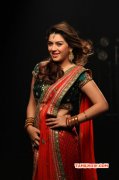 Latest Still Tamil Heroine Hansika Motwani 1228