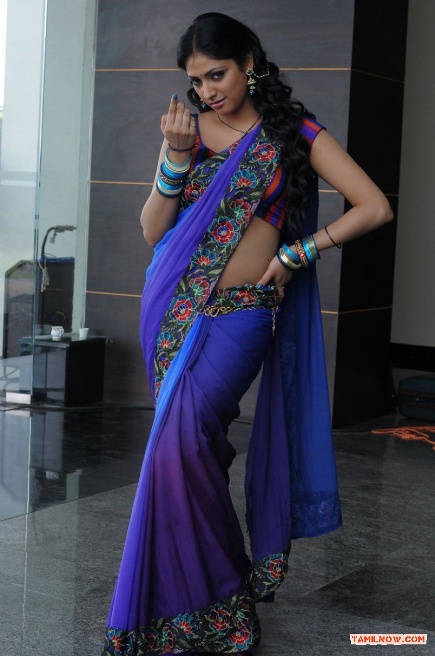 Actress Haripriya 7662