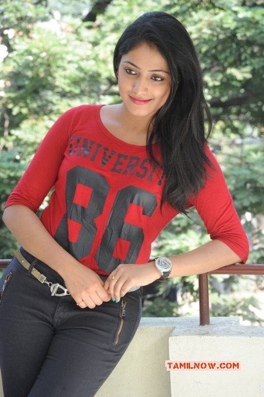 Cinema Actress Haripriya Still 4314