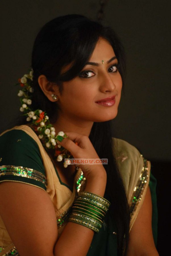 Tamil Actress Haripriya 3659