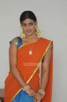 Actress Iniya Images 592