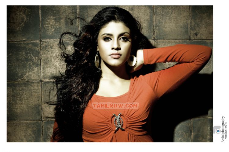 Tamil Actress Iniya 3059