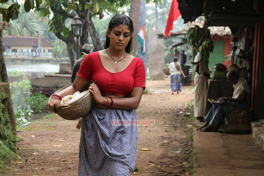 Tamil Actress Iniya Photos 2932
