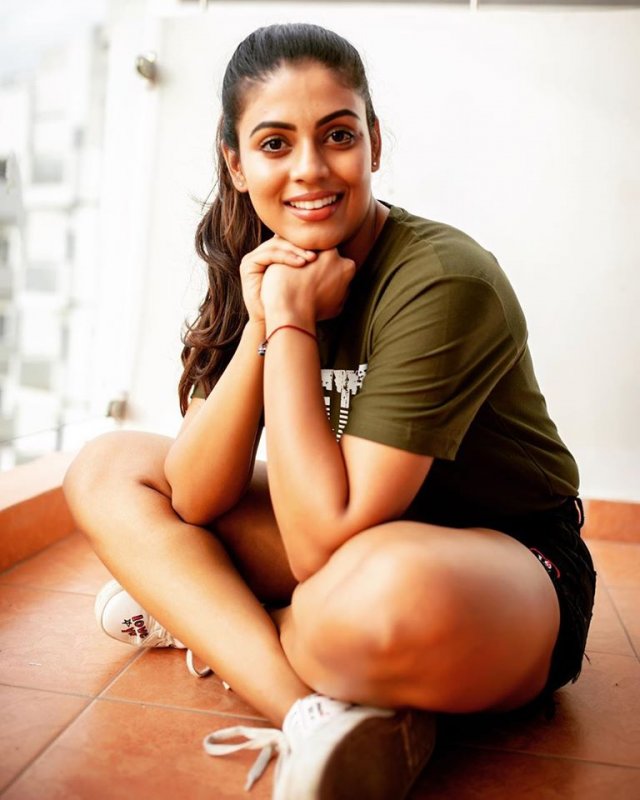 Tamil Movie Actress Iniya Picture 6522