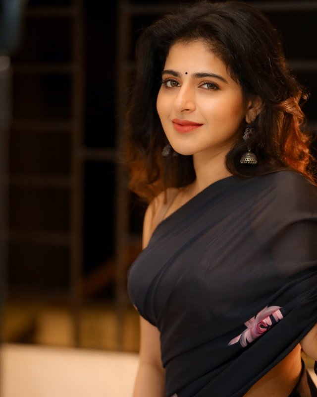 New Picture Iswarya Menon South Actress 1861