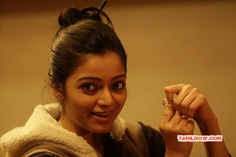 2015 Photo Janani Iyer Tamil Movie Actress 2938