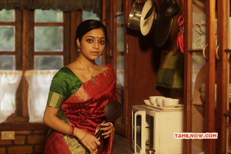 Janani Iyer Movie Actress Jun 2015 Pic 5799