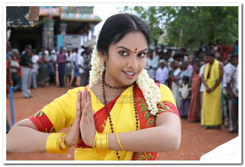 Actress Jyothirmayi 1