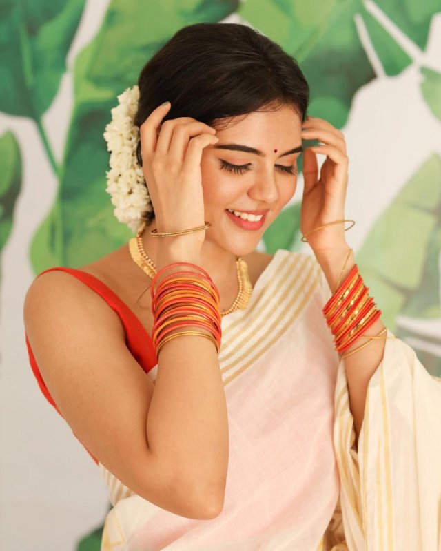 South Actress Kalyani Priyadarshan New Pics 4950