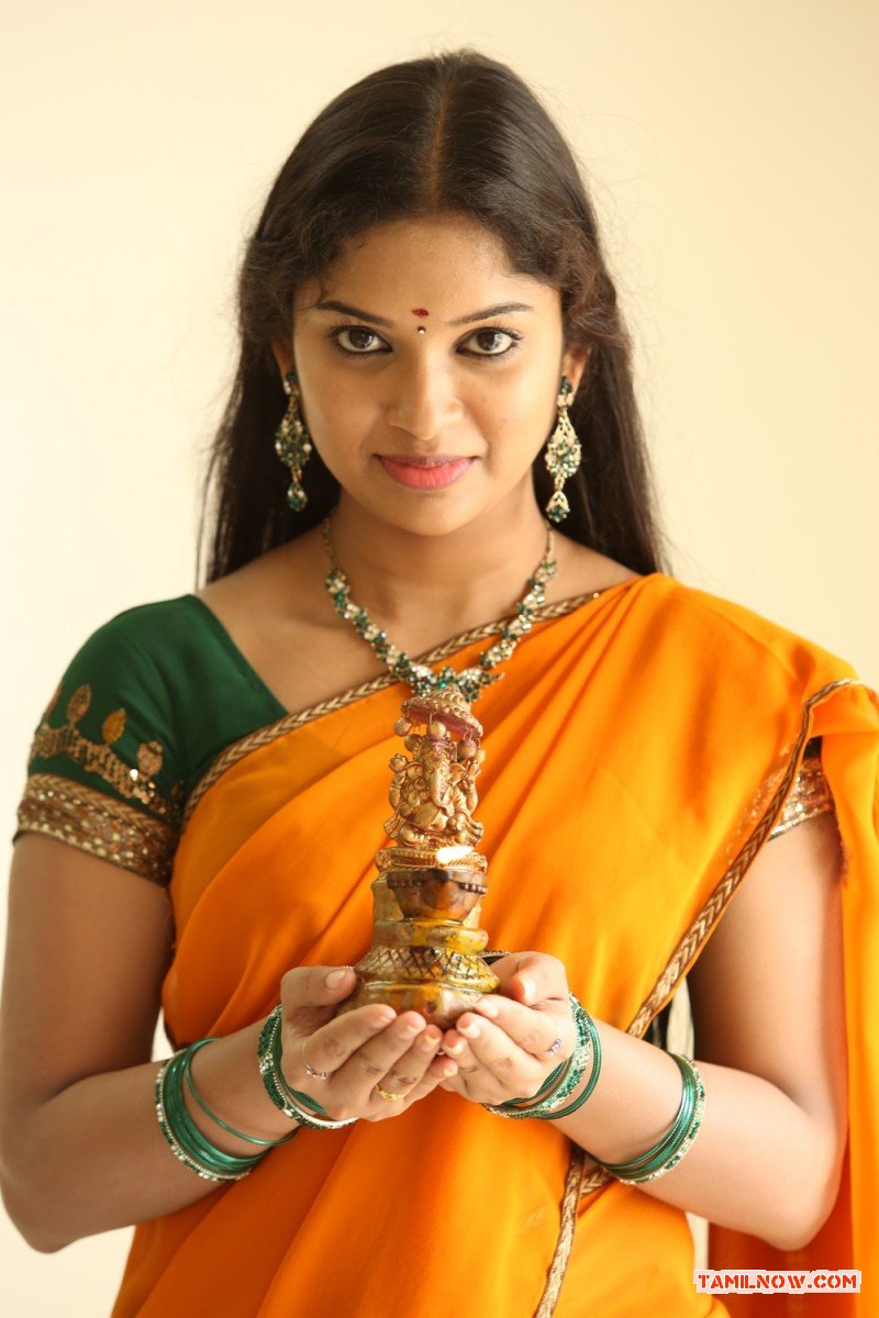 Kangaroo Actress Priyanka 4705