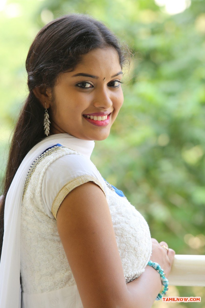 Kangaroo Actress Priyanka Photos 7418