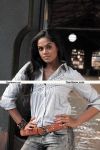 Karthika Nair New Pics 13