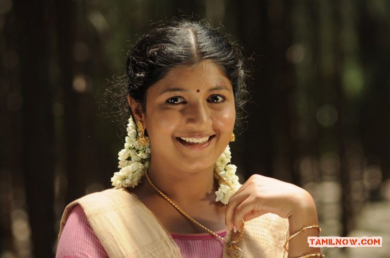 Kayal Stills 3537