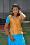 Tamil Actress Kiruthika Stills 500