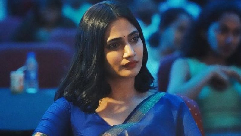 Tamil Movie Actress Losliya 2022 Images 8240