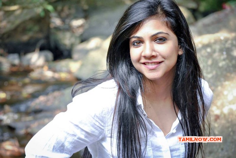 Recent Albums Indian Actress Madonna Sebastian 9717