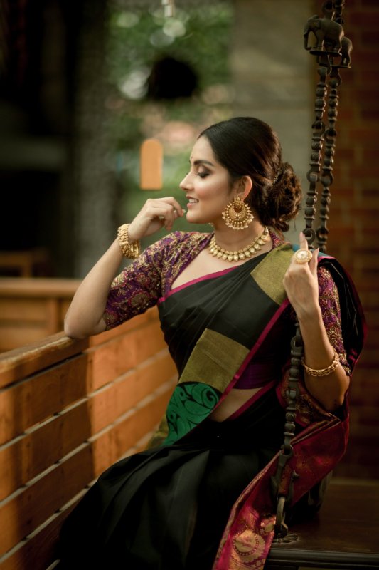 2019 Gallery Actress Mahima Nambiar 7697