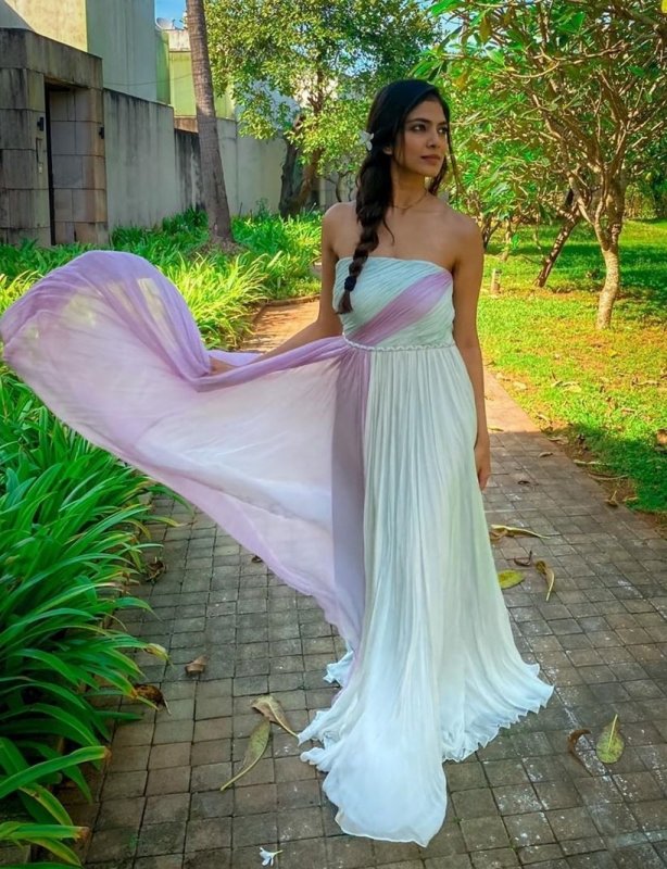 Malavika Mohanan Latest Galleries 5251