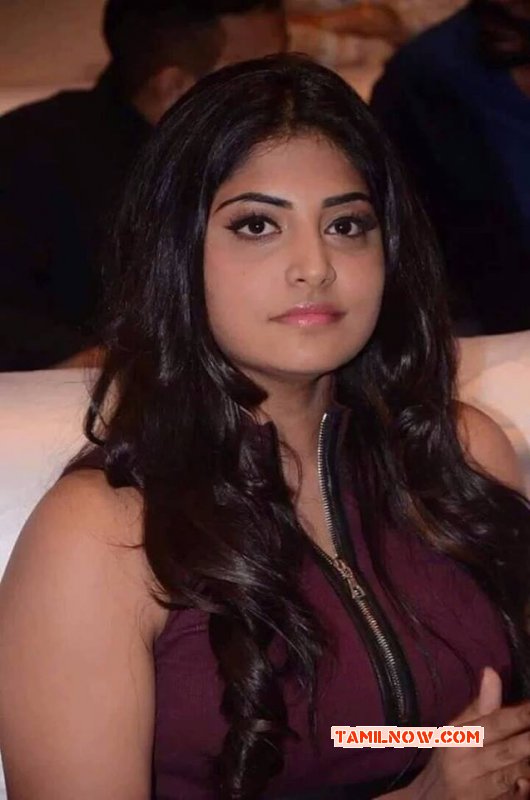 Manjima Mohan Indian Actress Jun 2016 Wallpapers 7929