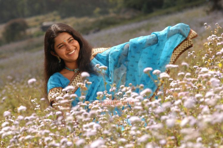 Actress Meera Jasmine Image 305