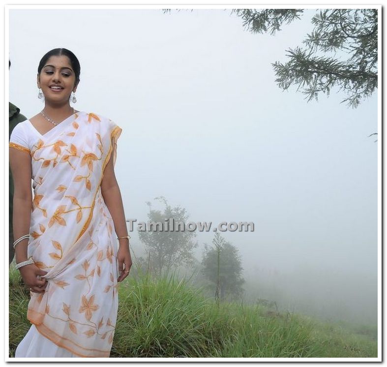 Actress Meera Nandan Photo 6