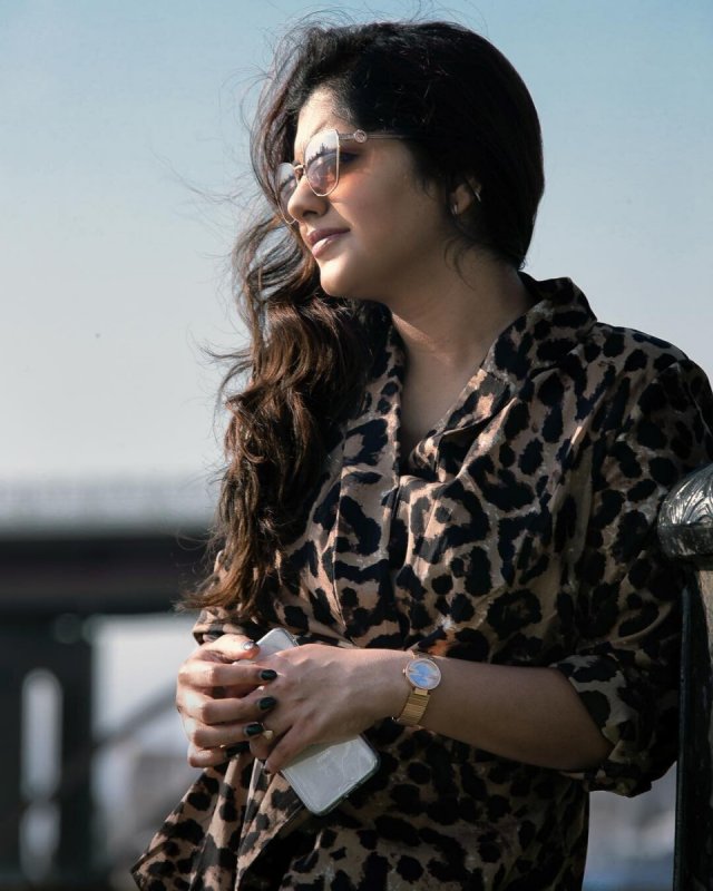 Meera Nandan Movie Actress Recent Image 4120