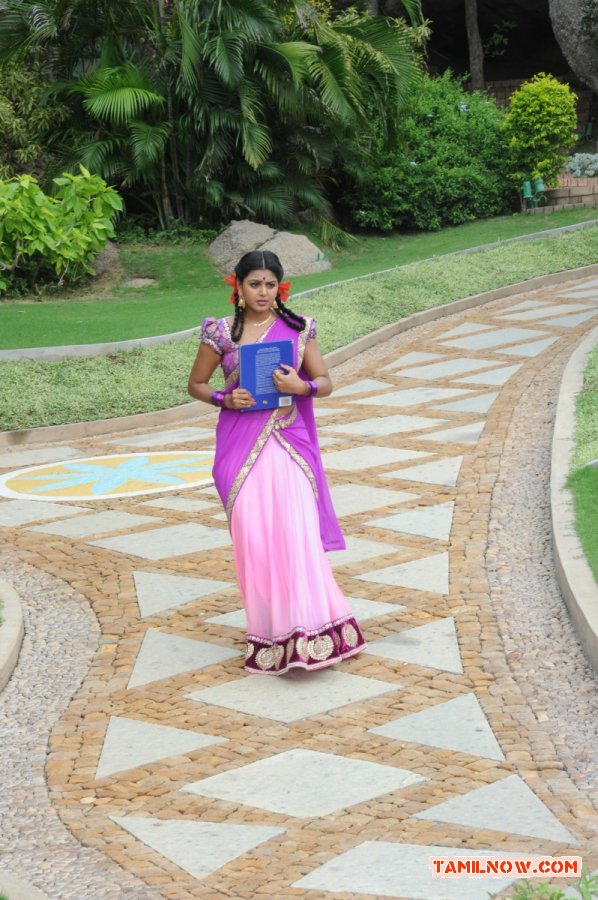 Monal Gajjar 268