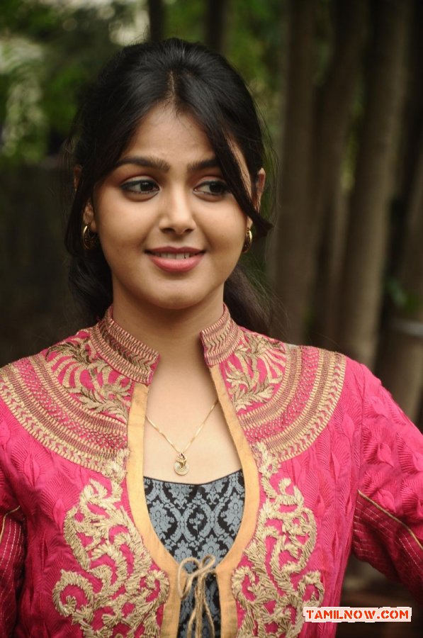 Monal Gajjar Photos 626