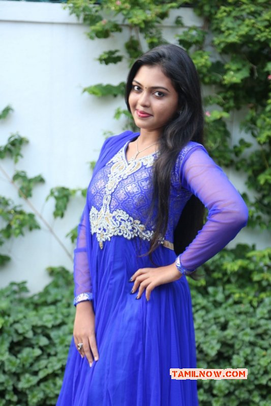 Latest Galleries Mridula Vijay Cinema Actress 8802