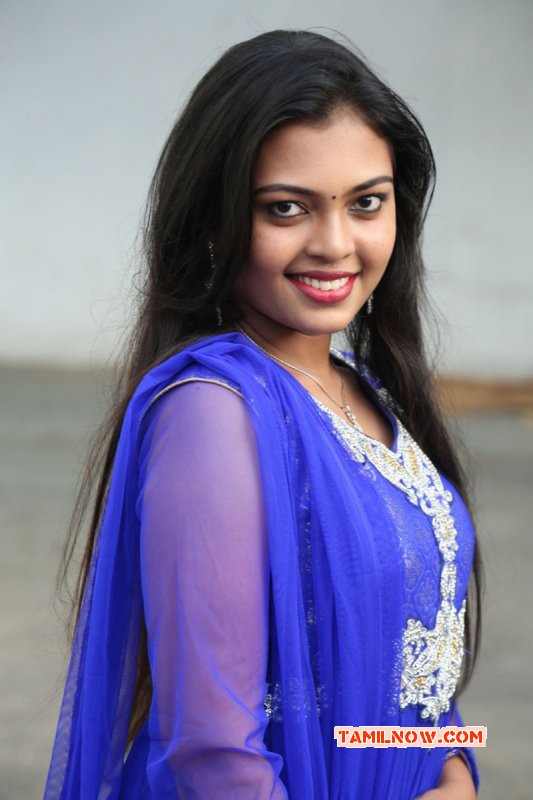 New Album Movie Actress Mridula Vijay 8357