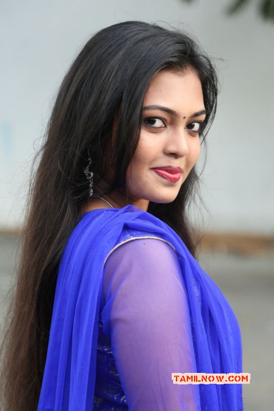 New Wallpaper Mridula Vijay Heroine 2988